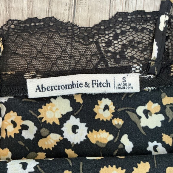 Abercrombie & Fitch Floral Cami Top Lace Trim Black Yellow Cute Tank Size S - Picture 3 of 5